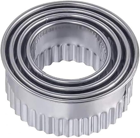 Stainless Steel Cookie Cutters Set of 4, Fluted Edge Round Pastry Cutters(Size: 1.8",2",2.6",3")