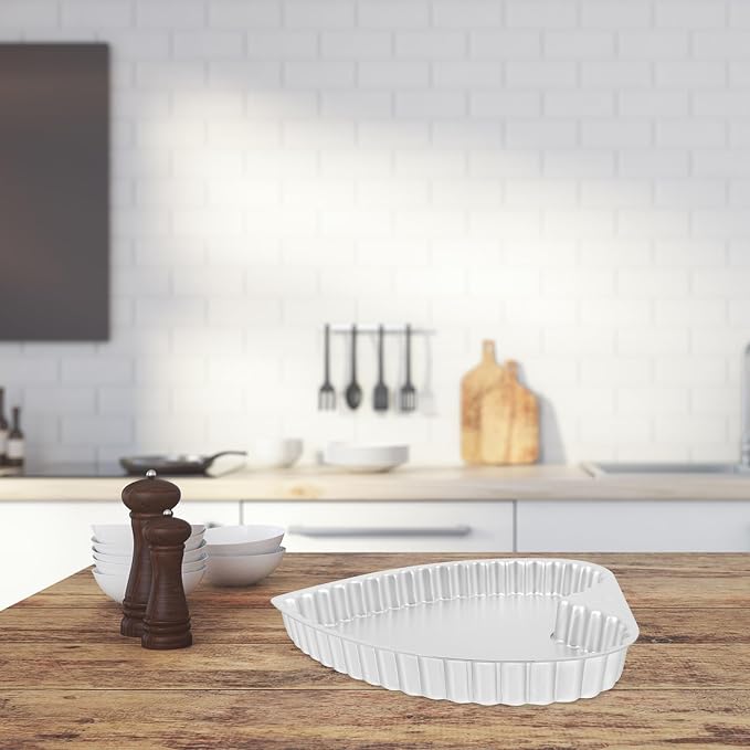 Zerodeko 8.18 Inch Heart Shaped Cake Pan Nonstick Baking Mold with Removable Bottom for Cheesecakes Pies Tarts and Diy Pizza
