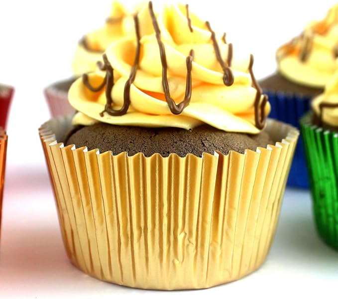 Foil Cupcake Liners Standard Baking Cups 100 Pcs (Gold)