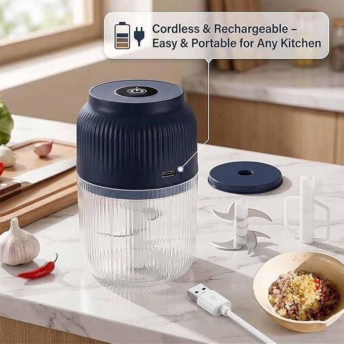 Household Electric Garlic Crusher, 400ml Mini Electric Food Chopper, Portable Mini Food Processor with 6 Blades, Wireless Electric Garlic Chopper for Ginger, Chili, Fruit, Meat, etc (3 Blades White)