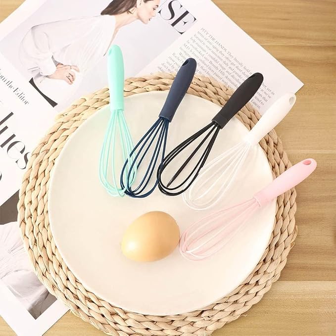 1Pc Black Mini Silicone Whisks,Non-Stick Whisks,Milk and Egg Beater Blender,Hand Egg Mixer,Kitchen for Cooking, Baking, Mixing,Stirring,Cooking Utensils,Kitchen Dining (6.7inch)