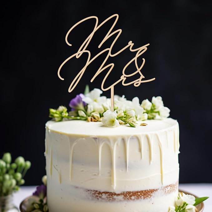 Mr & Mrs Wedding Cake Topper in Wood (Design 03)