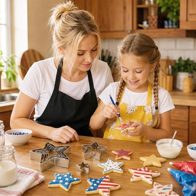 Star Cookie Cutters, 4th of July Cookie Cutter, 5 Pcs Stainless Steel Five-Pointed Shaped Cutter Sets Biscuit Molds Cake Cheese Fruit Cutter for DIY Holiday Home Baking Kit Birthday Party Supplies