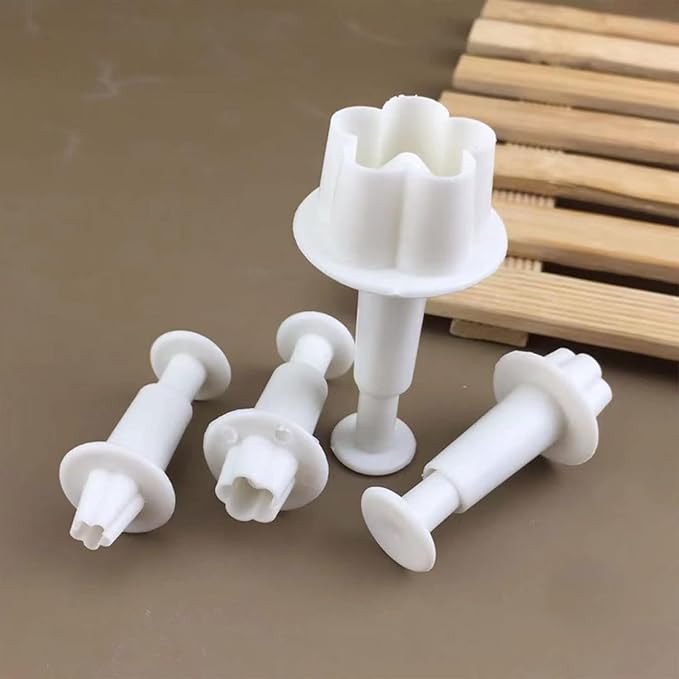 4Pcs White Flower Plunger Cookie Cutter DIY Blossom Flower Cake Fondant Mold Plastic Cake Decorating Tools Baking Accessories Cookie Cutters For Baking Plastic, Dessert and Candy Sculpting Tools