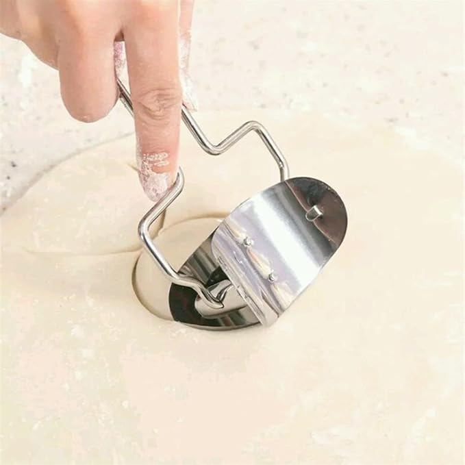 EORTA 2 Pieces Stainless Steel Pastry Rolling Cutter Circle Dough Blade Roller Dumpling Wrapper Mould Pie Ravioli Empanada Pierogi Calzone Making Tools for Home Kitchen, DIY, Gift, Dia.7 cm