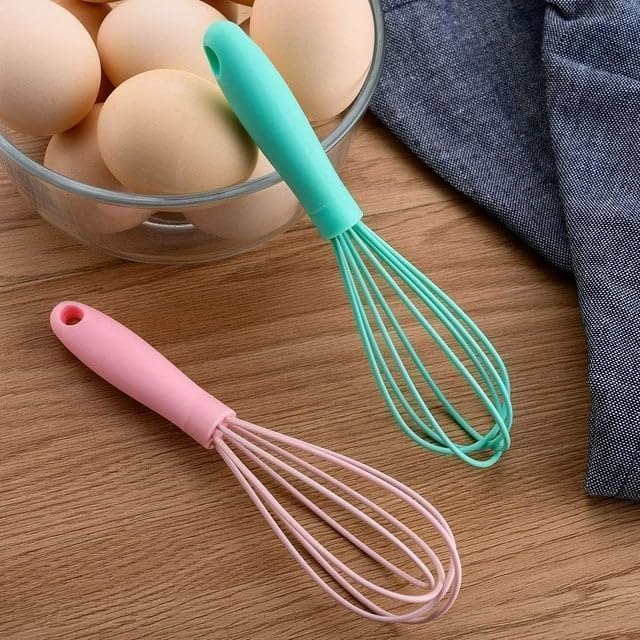 1Pc White Mini Silicone Whisks,6.7inch Non Scratch Non-Stick Whisk,Milk and Egg Beater Blender,Hand Egg Mixer,Kitchen Whisks for Cooking, Baking, Mixing,Stirring,Kitchen and Dining,Cooking Utensils