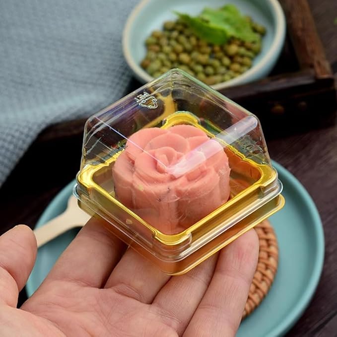 Clear Plastic Mini Cake Boxes, Square Cupcake Holders, Mini Dessert Packaging with Lids for Cupcakes, Macarons, Muffins Baking Gifts (25 Pack)