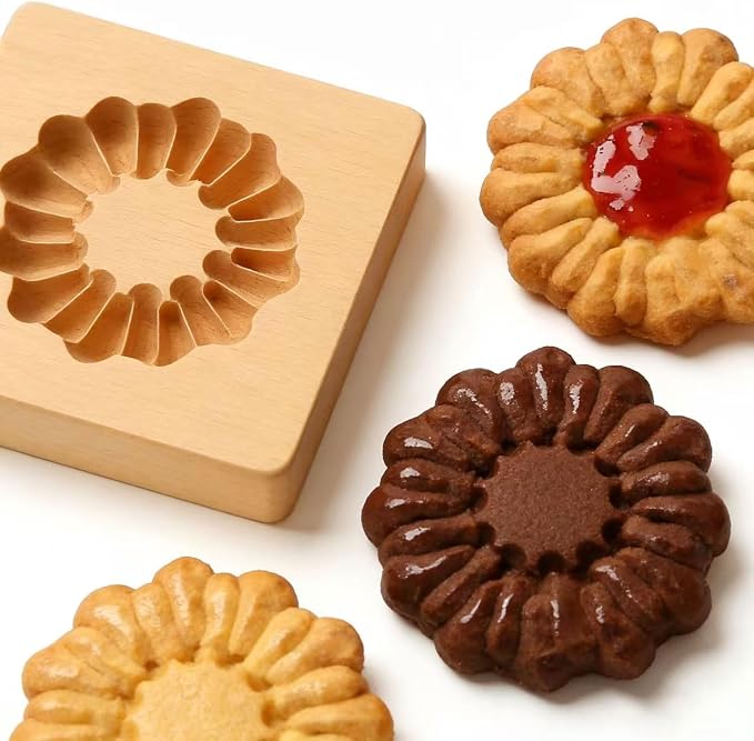 Carved Wooden Gingerbread Cookie Mold,3D Wooden Baking Mold Cookie Biscuit Press Stamp Molds,Cookie Cutter,Cookie Stamp,DIY Biscuit Stamp Mould for Halloween Thanksgiving Christmas,Shape A 10*10*1.9cm