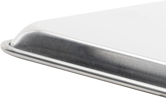 Winco Commercial-Grade Aluminum Sheet Pan, 18 Gauge, 1/2 Size