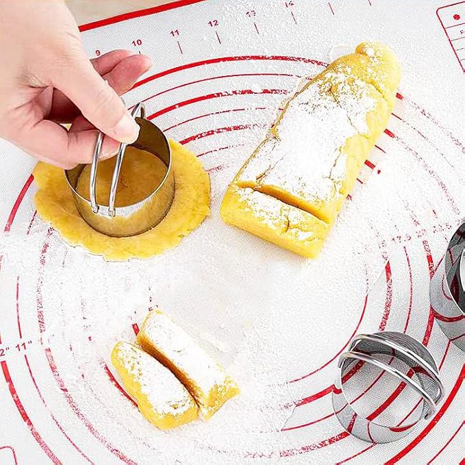 Biscuit Cutter Set (5 Pieces/Set), Round Cutters Stainless Steel Biscuit Cutter with Handle in Graduated Sizes Round Shape Molds, Professional Baking Dough Tools