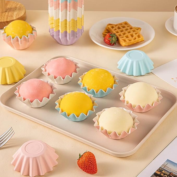 100 PCS Baking Cups Cupcake Liner Flared Brioche Muffin Wrappers (Green) | Standard Greaseproof Coated Paper Cup for Wedding Birthday Holiday Party or Baby Shower