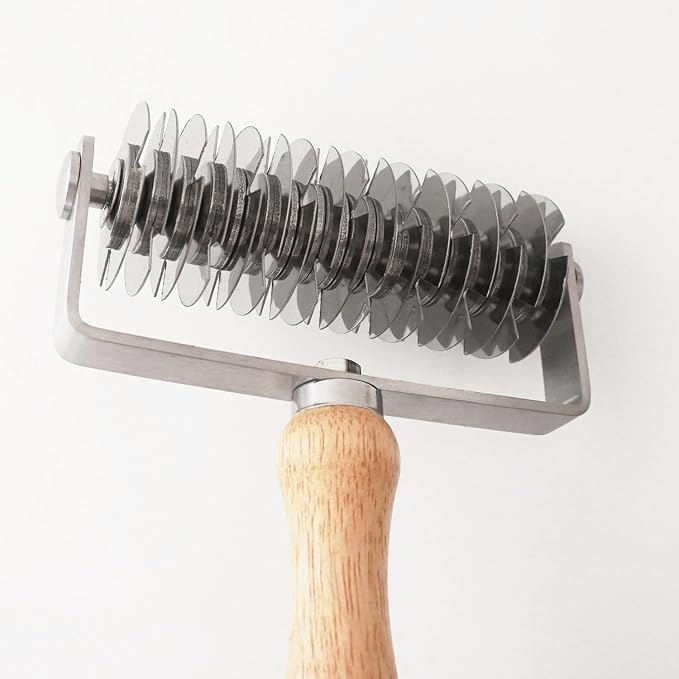 Lattice Cutter Pastry Tool, Stainless Steel Pastry Lattice Roller Cutter Wood Handle for Dough Pie Pizza Crust Bread Beef Wellington, Time-Saver Baking Tools