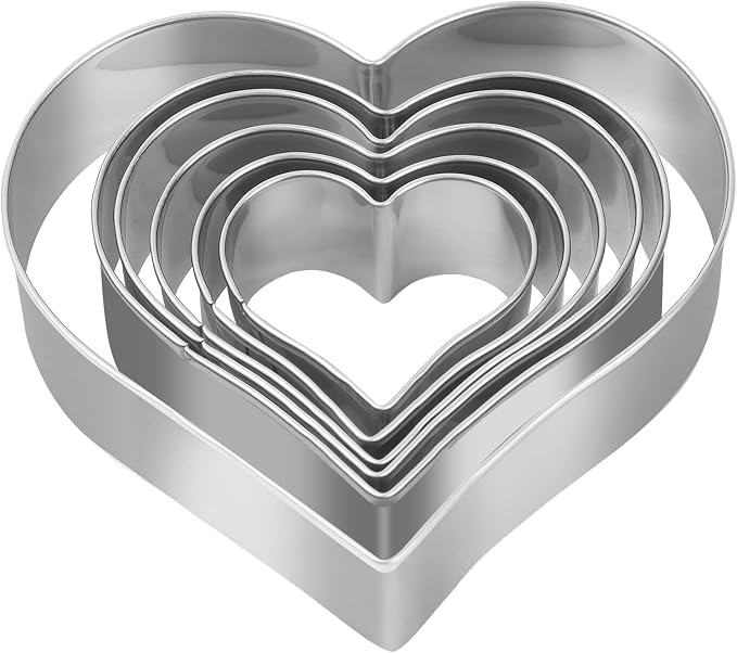 Heart Cookie Cutter Set - 6 Piece - 3 4/5", 3 1/5", 2 4/5", 2 3/5", 2 1/5", 1 4/5" - Heart Shaped Cookie Cutters, Stainless Steel Biscuit Pastry Cutters