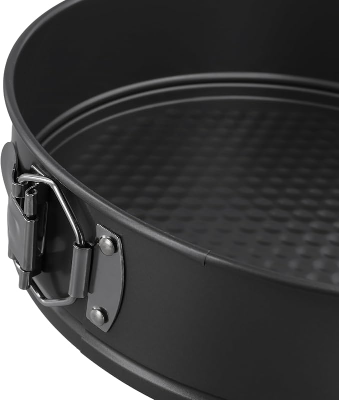 SINJEUN 3 PCS 9 Inch Springform Cake Pan, Nonstick Round Cheesecake Pan with Removable Bottom, Cake Baking Mold for Cake, Cheesecakes and Pizza, Black﻿