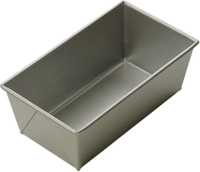 Commercial Bakeware 5-5/8 by 3-1/8-Inch Loaf Pan, 3/8-Pound