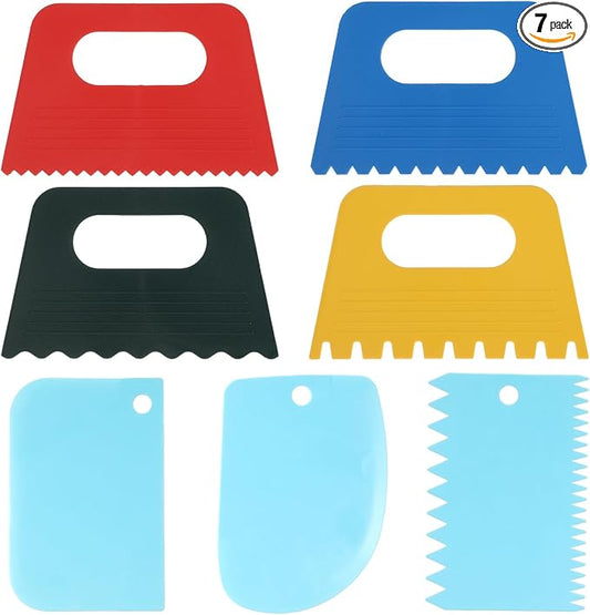 7Pcs Plastic Thickened Scraper, 4 Colors Oil Painting Palette Knife Dough Scraper Colored Pigment Scraper Tool for Arts Crafts Scraping Pottery Painting Tools Drawing Acrylic Putty