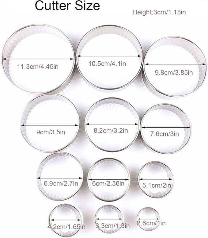 Xoutuo Fluted Edge Round Cookie Biscuit Cutter Set 12, Metal Circle Biscuit Cutters Set, Wave Pastry Donut Doughnut Cutter Set Serrated Round Cookie Cutters for Donut Pastries Fondant Cake