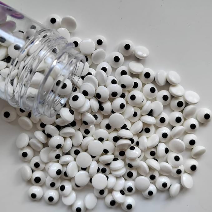 1 Bottle Candy Eyes Eyeballs - Cake Cupcake Toppers - Edible Baking Decorations for Cupcakes, Cakes, Cookies - Halloween, Christmas, Easter, and Edible Art Project Candy78g/2.75oz