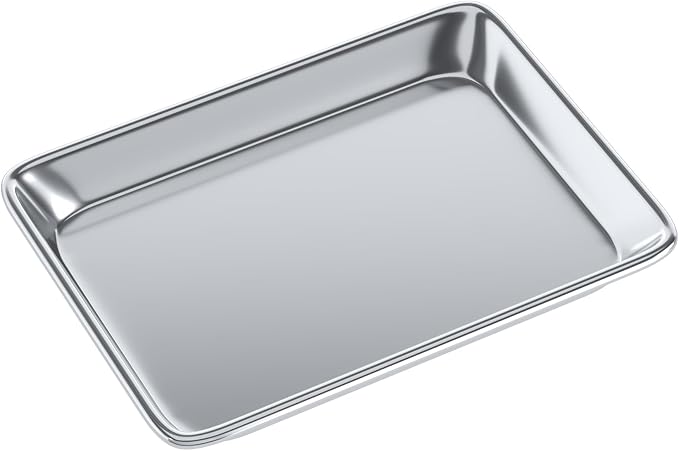 10 in. x 13 in. Quarter Size Aluminum Bun. / Sheet Pan | Ideal for baking, roasting, cooling, prepping, or storing - a must-have in restaurants, bakeries, and busy kitchens.
