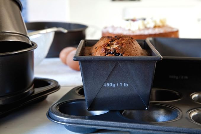 MasterClass KCMCHB41 1 lb Loaf Tin with PFOA Non Stick, Robust 1 mm Carbon Steel, 15 x 9 cm Small Bread Pan, Grey