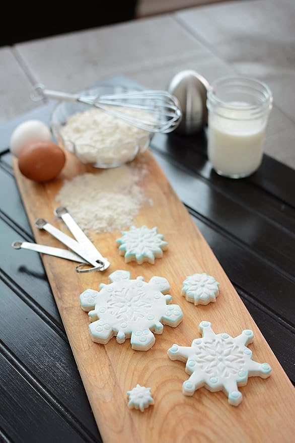 R&M International Snowflake Cookie and Biscuit Cutters, Assorted Sizes, Bright Colors, 5-Piece Set