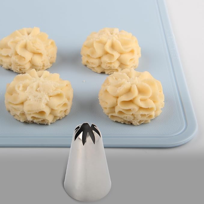 8Pcs Cookie Piping Tip Set, Stainless Steel 8-Tooth Icing Nozzles for Cake Decorating, Ideal for Cookies, Cupcakes, and Creative Frosting Designs, Includes 5 Medium and 3 Large Baking Tools
