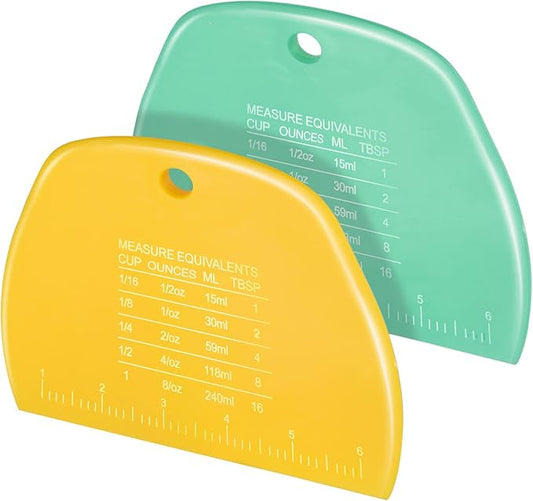 Teenitor 2 Pieces Dough Cutter, Bench Scraper Plastic, Sourdough Scraper, Dough Scraper with Measuring Scale, Multipurpose Food Scrapers for Dough, Cake, Bread, Icing Yellow and Green