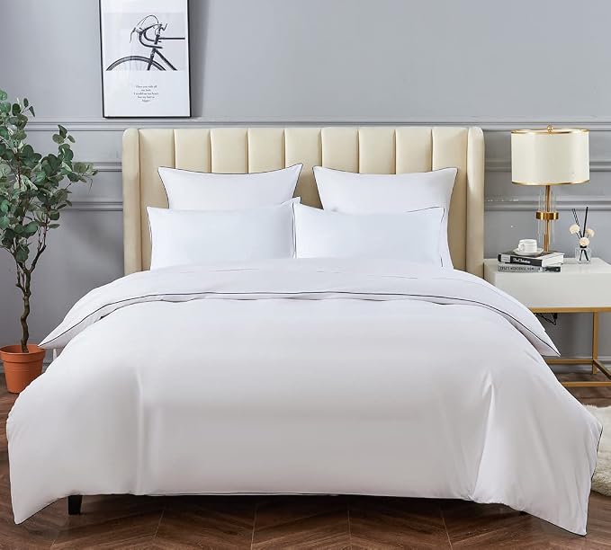 DAUAOTO Duvet Cover Full/Queen Set, White with Decorative Navy Piping Microfiber Bedding, 1 90"X90" Cover + 2 20"X26" Shams