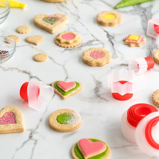 Betty Crocker Cookie Cutter Bundle – 20 BPA-Free Cutters in Hearts, Circles, Geometric & Fluted Shapes – Dishwasher Safe, Snap-Fit Storage, Wide Top Handles, Various Sizes
