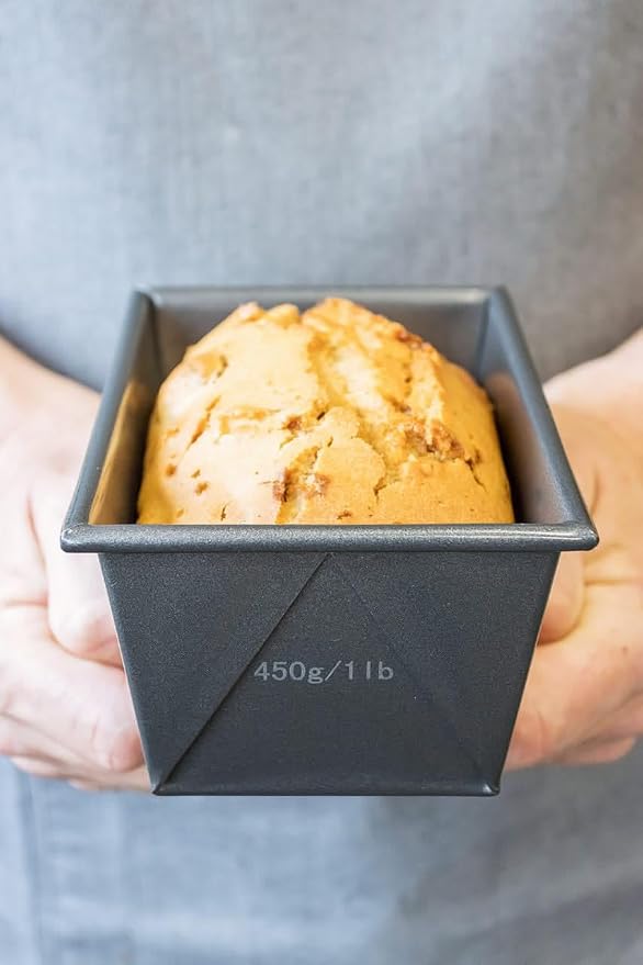 MasterClass KCMCHB41 1 lb Loaf Tin with PFOA Non Stick, Robust 1 mm Carbon Steel, 15 x 9 cm Small Bread Pan, Grey