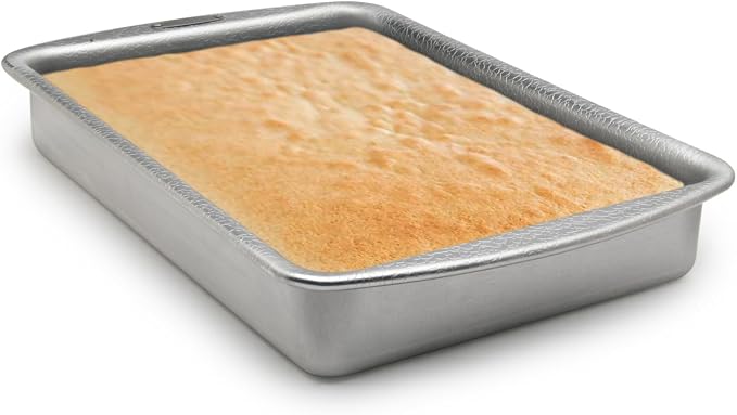Doughmakers 9" x 13" Cake Commercial Grade Aluminum Bake Pan | Pattened Pebble Pattern is Naturally Non-Stick & Evenly Bakes | Perfect For Baking Cakes & Brownies | Makes 9" x 13" Cakes