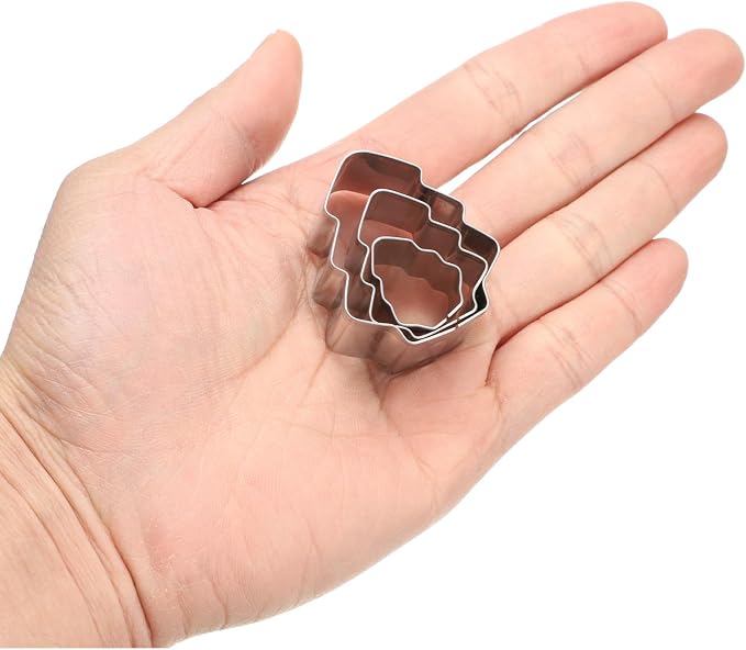 HARFINGTON 3Pcs Christmas Tree Cookie Cutters Set Assorted Sizes Stainless Steel Christmas Winter Holiday Cookie Cutters for Pastry Fondant Cake Cookie