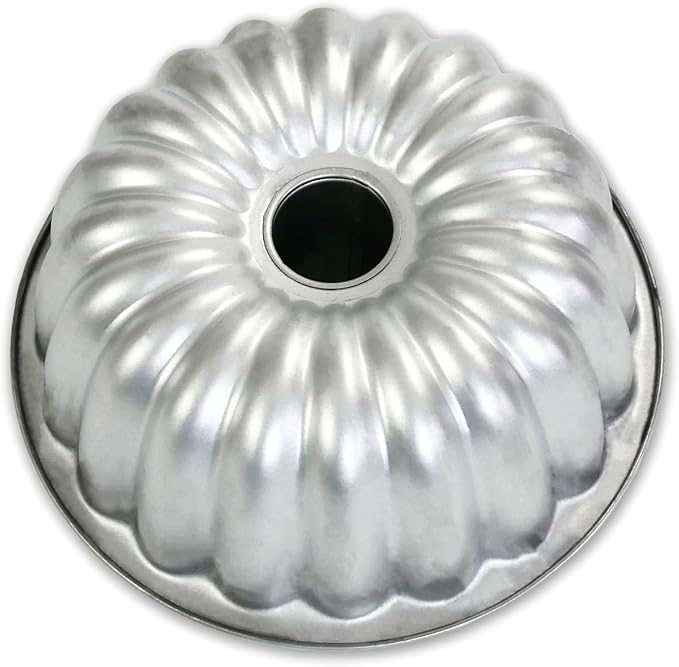 USA Pan Global Bakeware Scalloped Tube Cake Pan