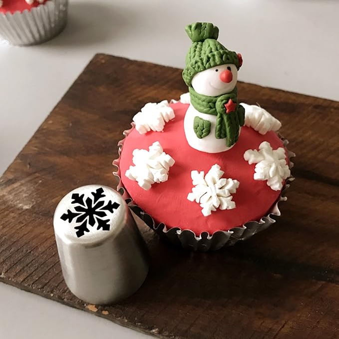 4 PCS Christmas Pastry Icing Piping Nozzles,Special Stainless Steel Russian Piping Tips Set,Cake Decorating Tools(1 Christmas Tree,2 Snowflake,1 Leaf)