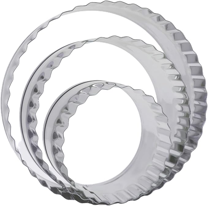 3Pcs Round Biscut Cookie Cutters with Fluted Edge, 4.3" 3.5" 2.5" Assorted Size Stainless Steel Metal Circle Pastry Cutter, Donut Cutter Ring Molds for Baking