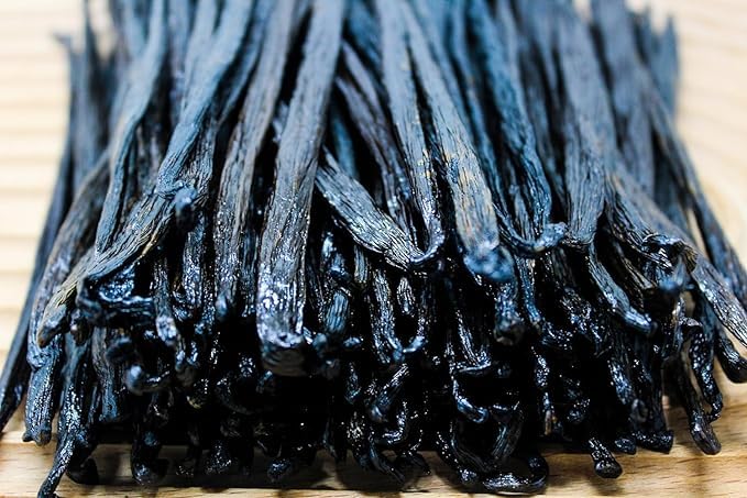 12 Aromatic Tahitian Vanilla Beans for Making Vanilla Extract, Whole Vanilla Beans Extract Grade 5-5.5 inches, Perfect For Homemade, baking and cooking (12 Beans)