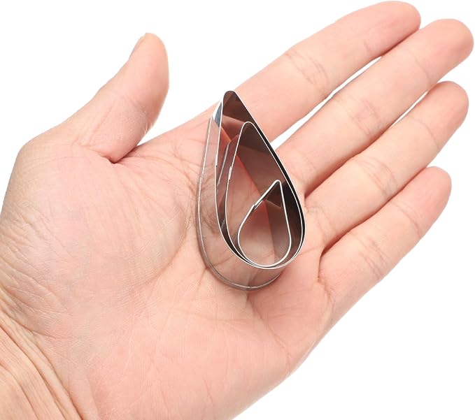 HARFINGTON 3Pcs Teardrop/Raindrop Cookie Cutters Set Assorted Sizes Stainless Steel Water-Drop Rose Flower Petal Cookie Cutters for Pastry Fondant Cake Cookie
