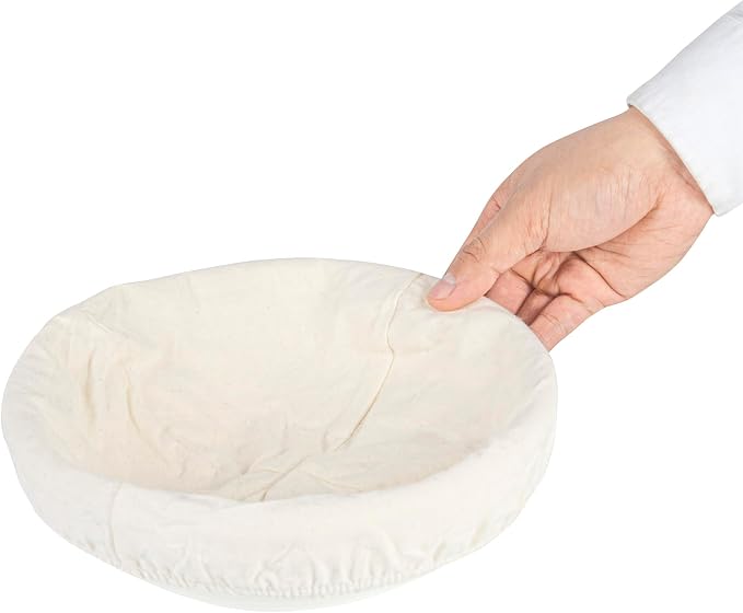 Restaurantware Bread Proofing Baskets 9 Inch Round Pack of 10 Rattan Dough Fermentation Baskets With Cotton Liners, Oval Banneton Bread Rising Bowls For Home, Commercial, Artisanal Baking