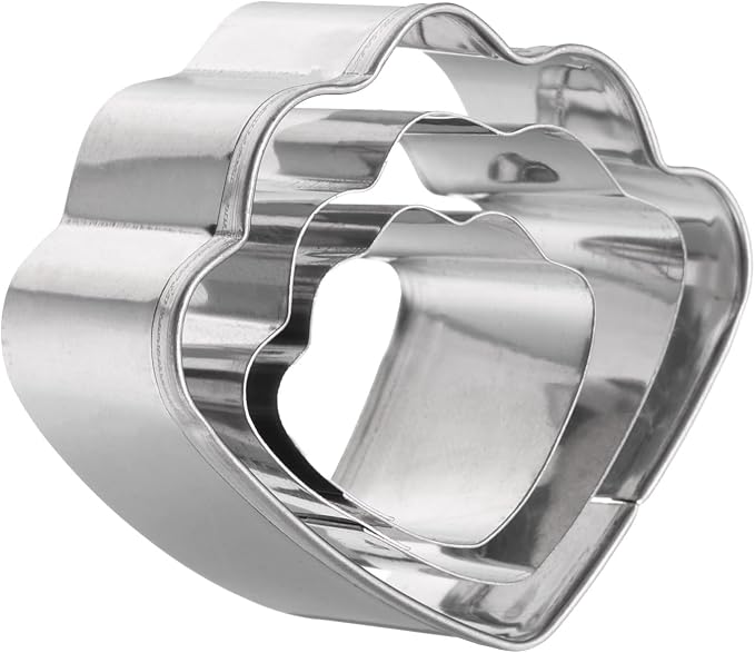 HARFINGTON 3Pcs Clouds Cookie Cutters Set Assorted Sizes Stainless Steel Holiday Cookie Cutters Biscuit Mould for Pastry Fondant Cake Cookie
