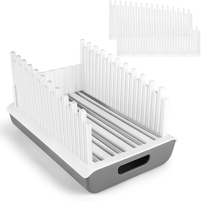 YONGAIJIA Bread Slicer Guide for Homemade Bread with 304 Stainless Steel Sheet and Storage Tray、3-Slice Thickness，Adjustable Width for Cake、Bagels、Toast.
