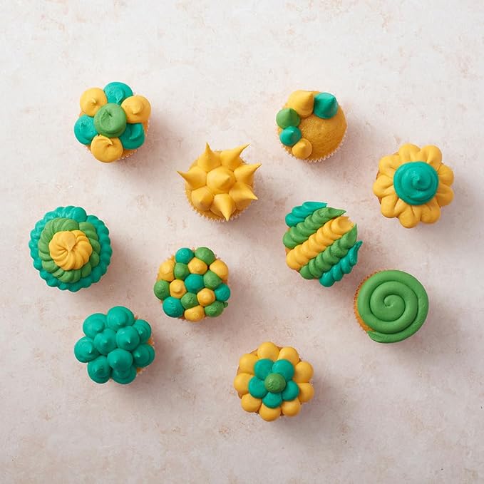 Large Round Piping Tips Set with 20 Disposable Bags – Includes #1A, 2A, 3A, R16L, R18L Icing Tip for Macarons, Cupcakes, Swirls & Cake Filling