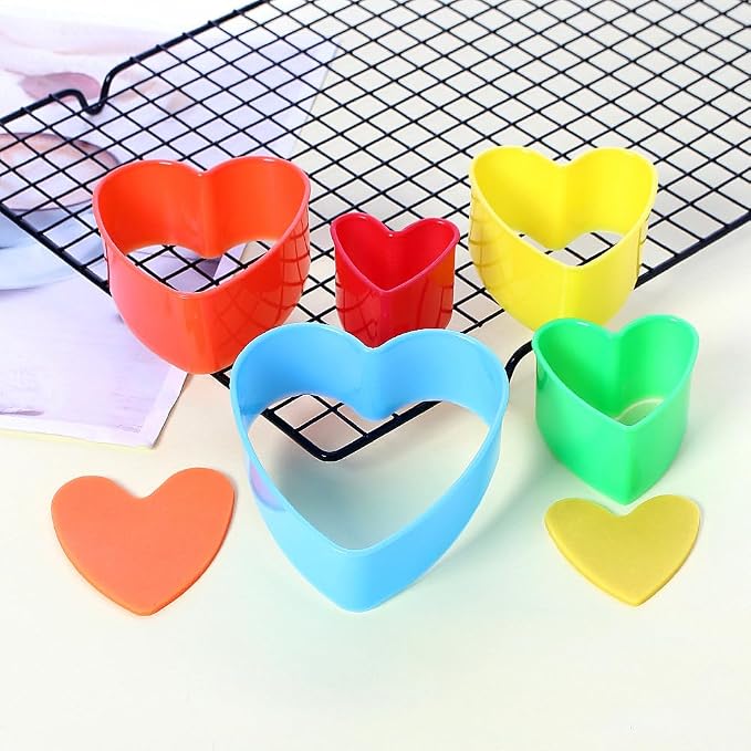 Cookie Cutter Set for Baking, 5PCS Sandwich Fondant Cake Fruit Vegetable Shapes Cutter Set (Heart)