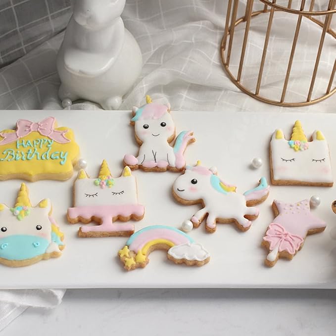 Unicorn and Rainbow Cookie Cutters, Set of 8, Cookie Biscuit Mold Food Grade Stainless Steel Fondant Cutters (Cartoon Cookie Cutters Set) For Cake Decoration