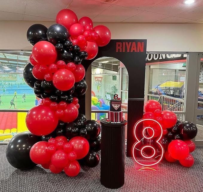 153Pcs Red and Black Balloons Garland Arch Kit with Stars -22 18 12 10 5 inch Different Size Black and Red Confetti Latex Balloons for Birthday Graduation Anniversary Prom Party Decorations