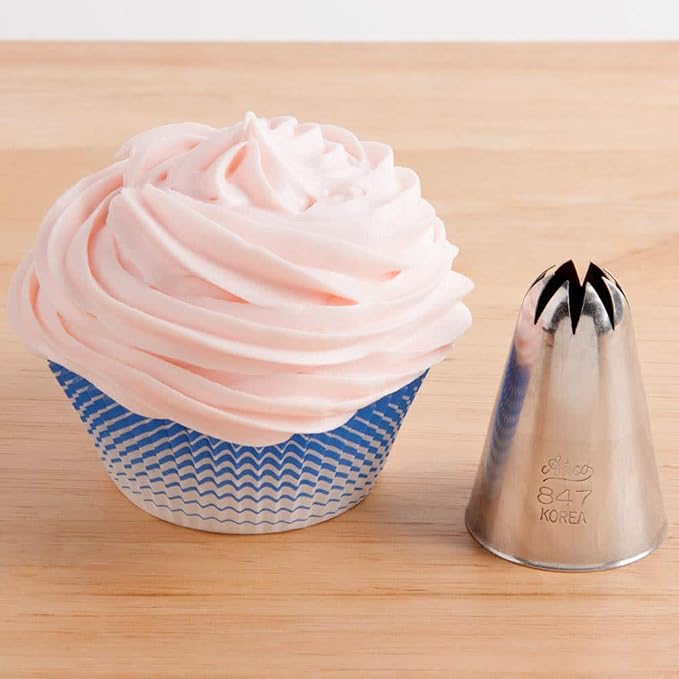 Ateco # 847 - Closed Star Pastry Tip .56'' Opening Diameter- Stainless Steel