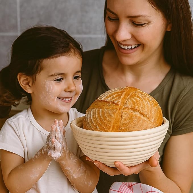 Banneton Bread Proofing Basket, 2 Pack 9-Inch Round Sourdough Proofing Baskets With Linen Liner for Bread Baking, Round Rattan Dough Rising Bowl for Homemade Artisan Loaves