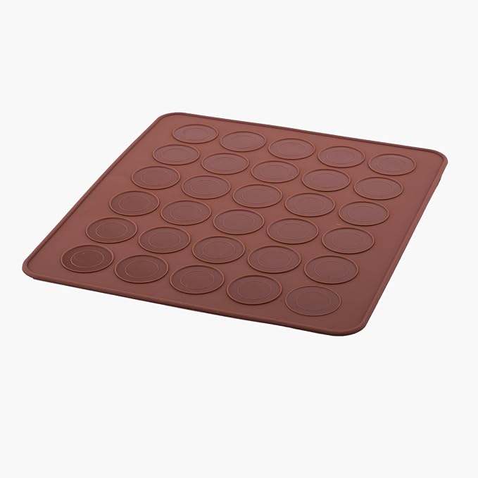 beicemania® Silicone Classic Round Macaron Baking Mat for 15 Macarons Macaroons Biscuits Cookies