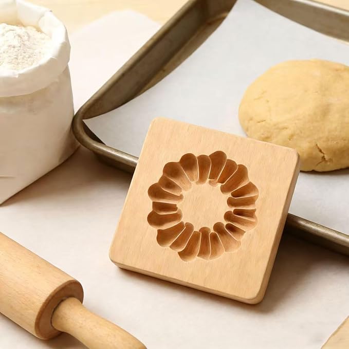 Carved Wooden Gingerbread Cookie Mold,3D Wooden Baking Mold Cookie Biscuit Press Stamp Molds,Cookie Cutter,Cookie Stamp,DIY Biscuit Stamp Mould for Halloween Thanksgiving Christmas,Shape A 10*10*1.9cm