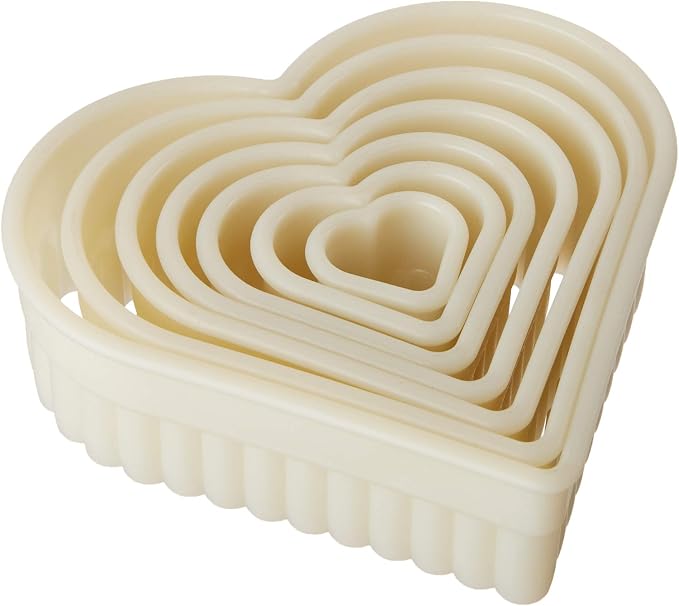 Mercer Culinary 7-Piece Heart Fluted Nylon Cutter Set