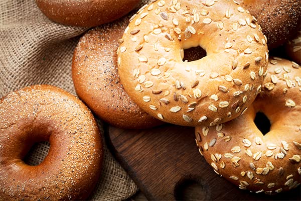 Unpretentious High Gluten Flour, 1 Gallon Bucket, Artisan Bread, Bagels, Pizza